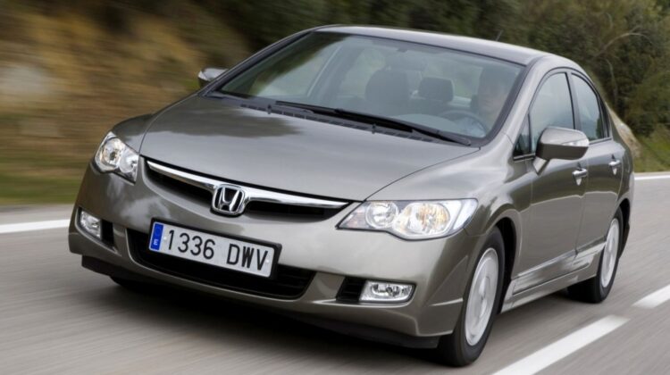 Honda-Civic_2008_Sedans_151126123915_1